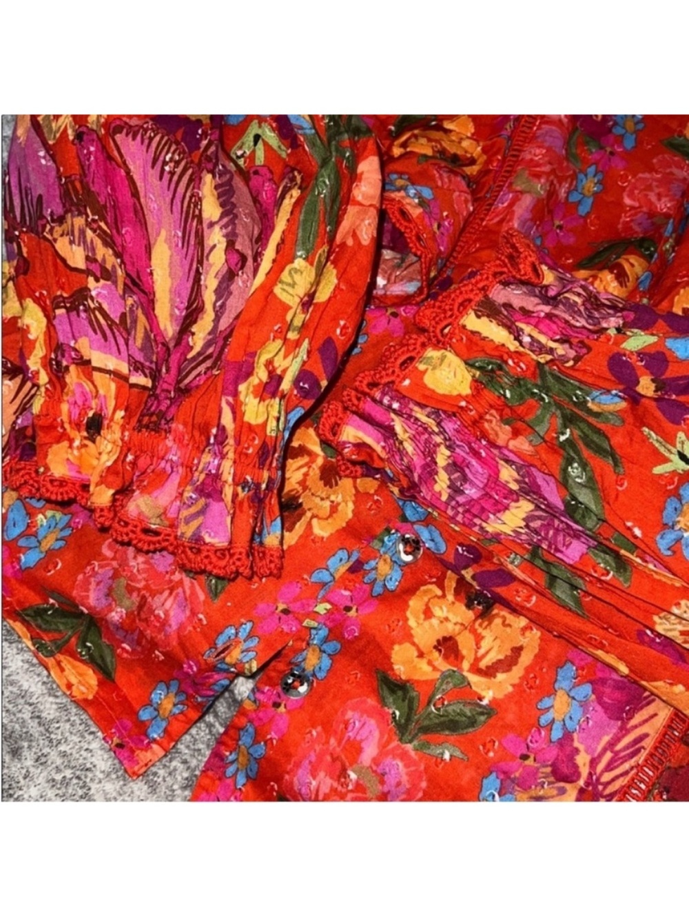 FARM Rio Red Spring Banana Blouse - Picture 9 of 10